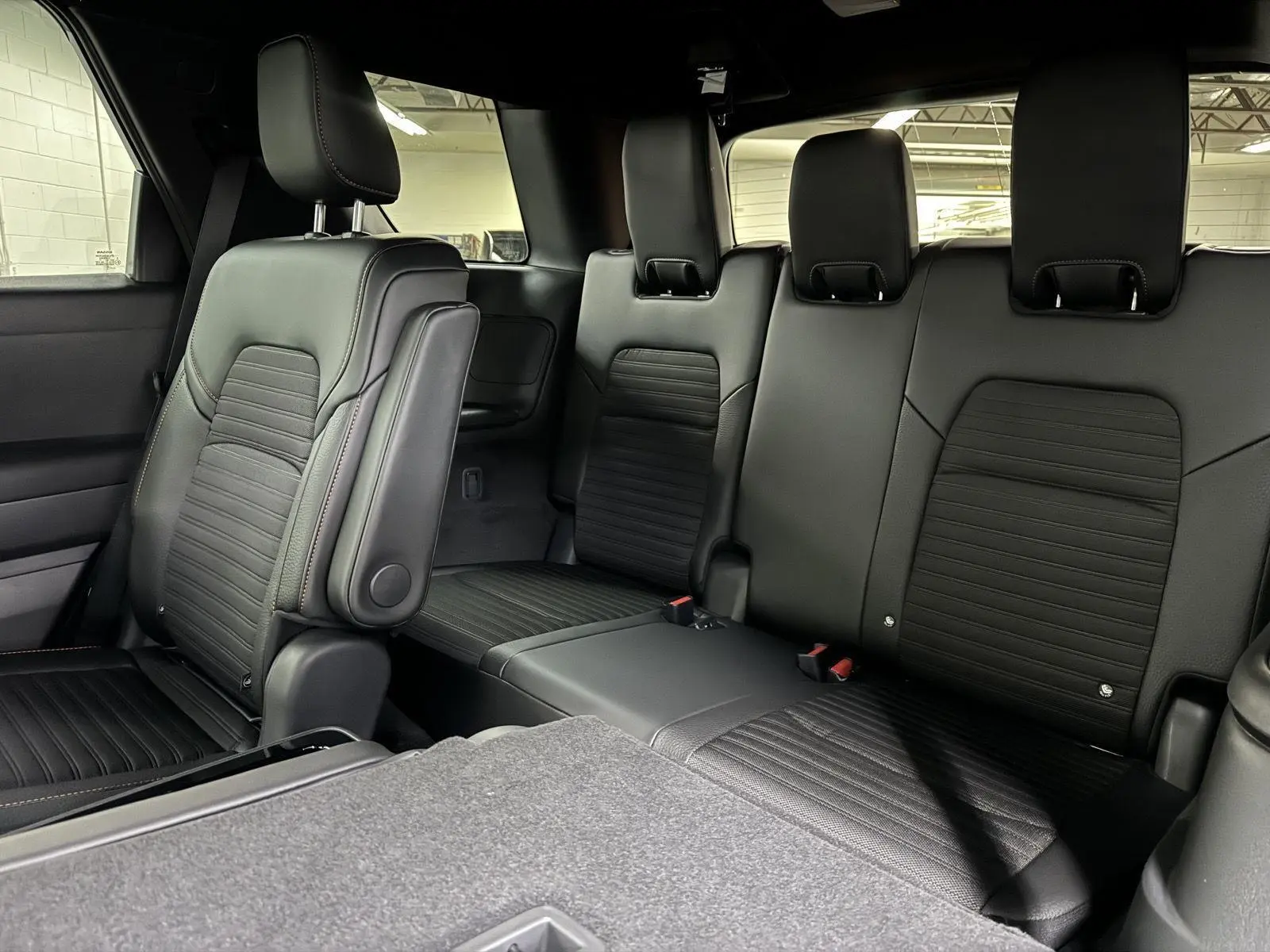 2025 Nissan Pathfinder Rock Creek photo 11