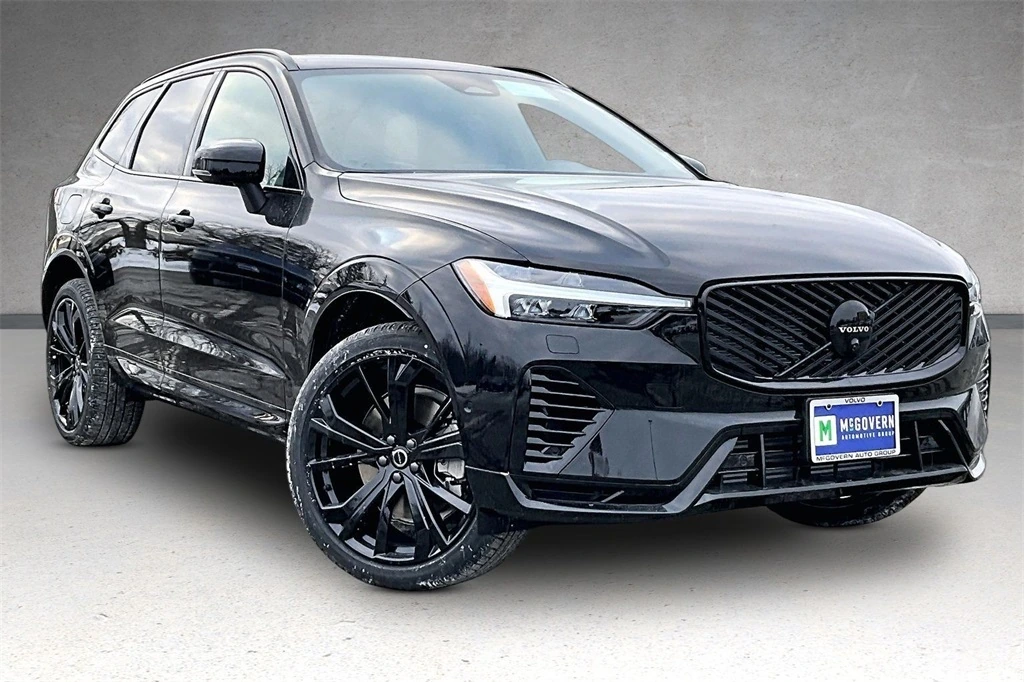 2026 Volvo - image 2