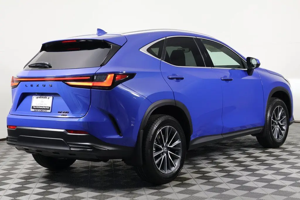 2026 Lexus NX 350 Premium AWD photo 2