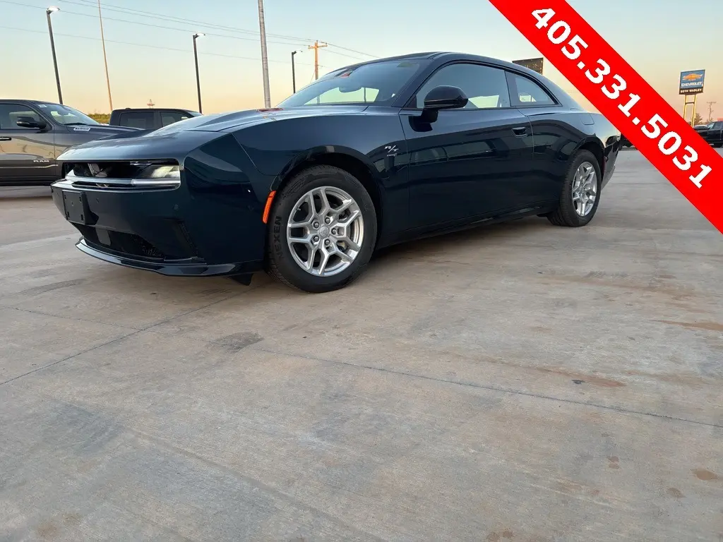 2025 Dodge Charger R/T photo 3