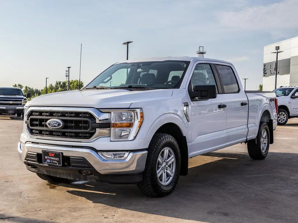 2022 Ford F-150 XLT photo 4