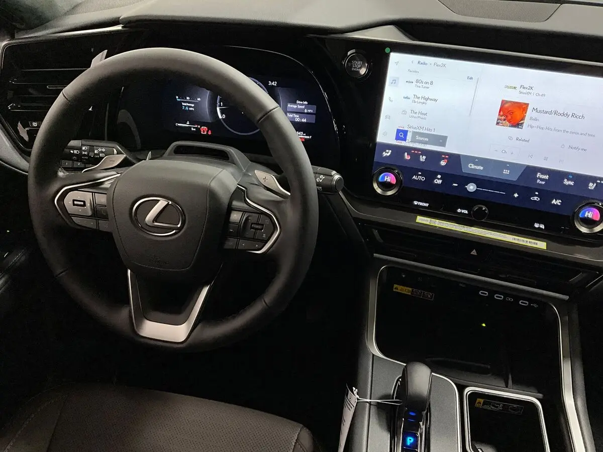 2026 Lexus TX 350 Premium photo 4