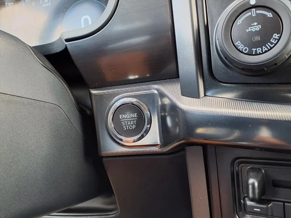 2024 Ford F-150 Lariat photo 27