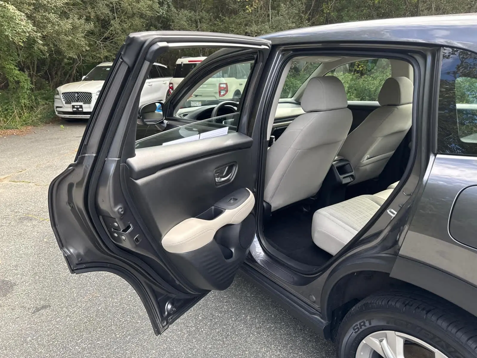 2024 Honda HR-V LX photo 28