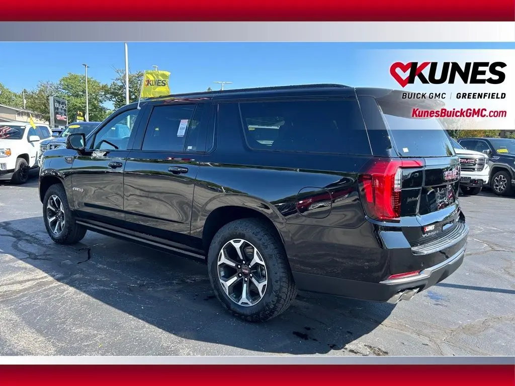 2026 Gmc Yukon XL AT4 Ultimate photo 3