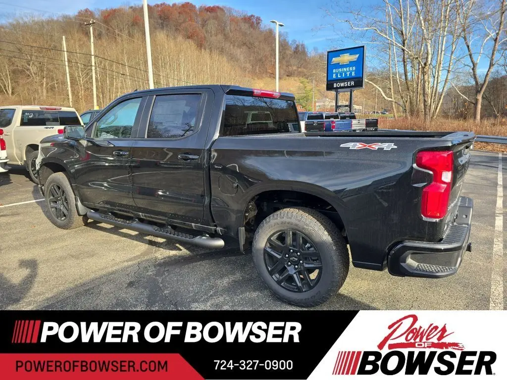 2026 Chevrolet Silverado 1500 RST photo 3