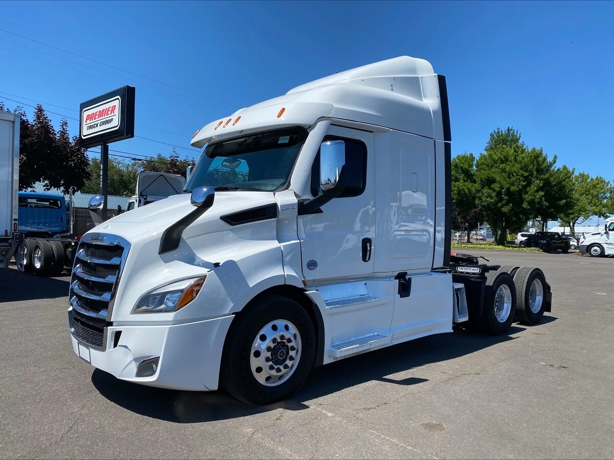 2024 Freightliner Cascadia
