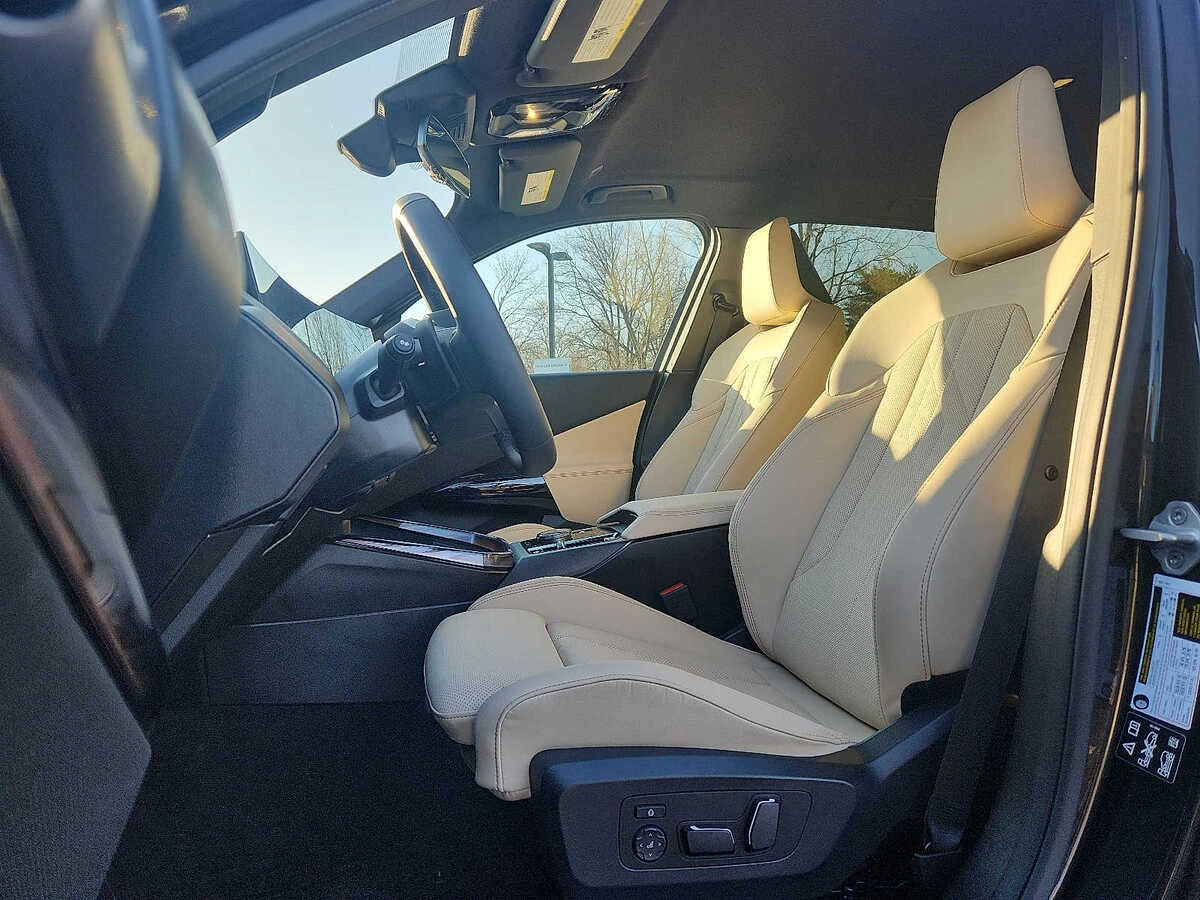 2026 BMW X3 30 - Photo 13