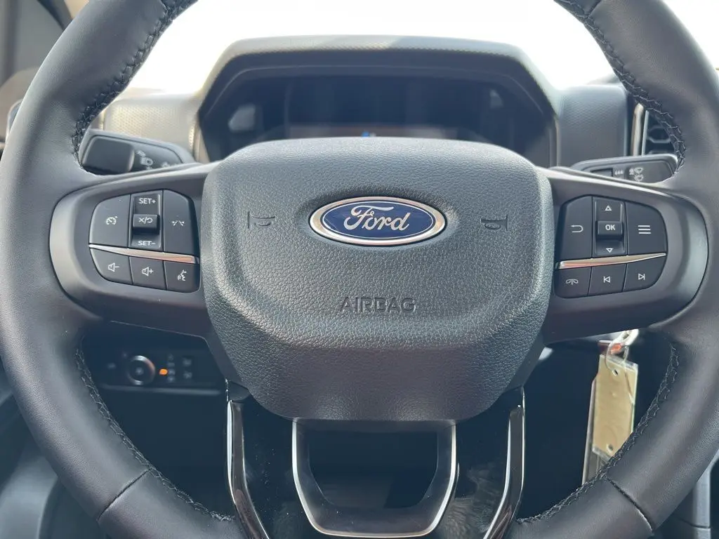 2025 Ford Ranger XLT photo 18