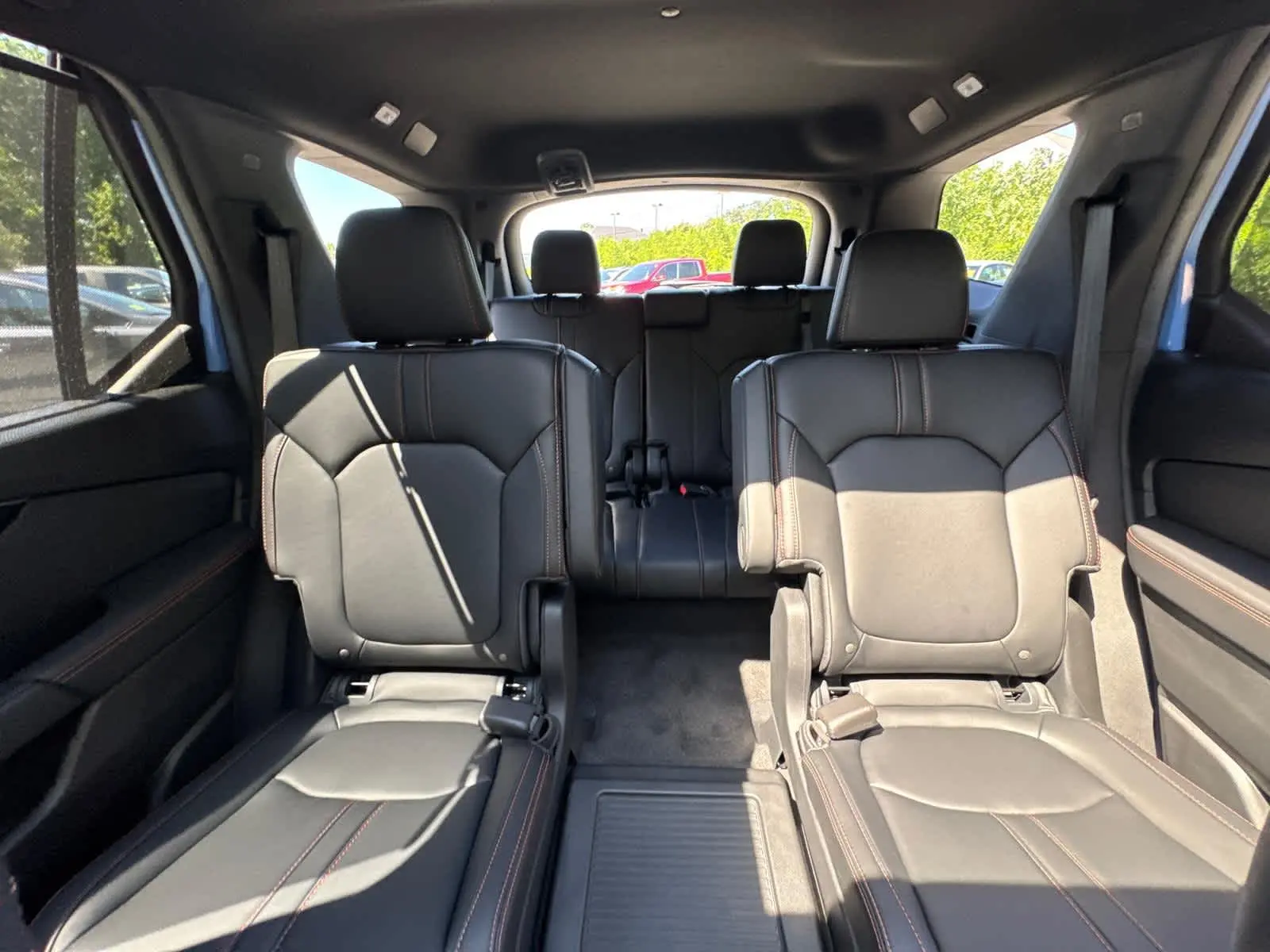 2025 Honda Pilot TrailSport photo 28