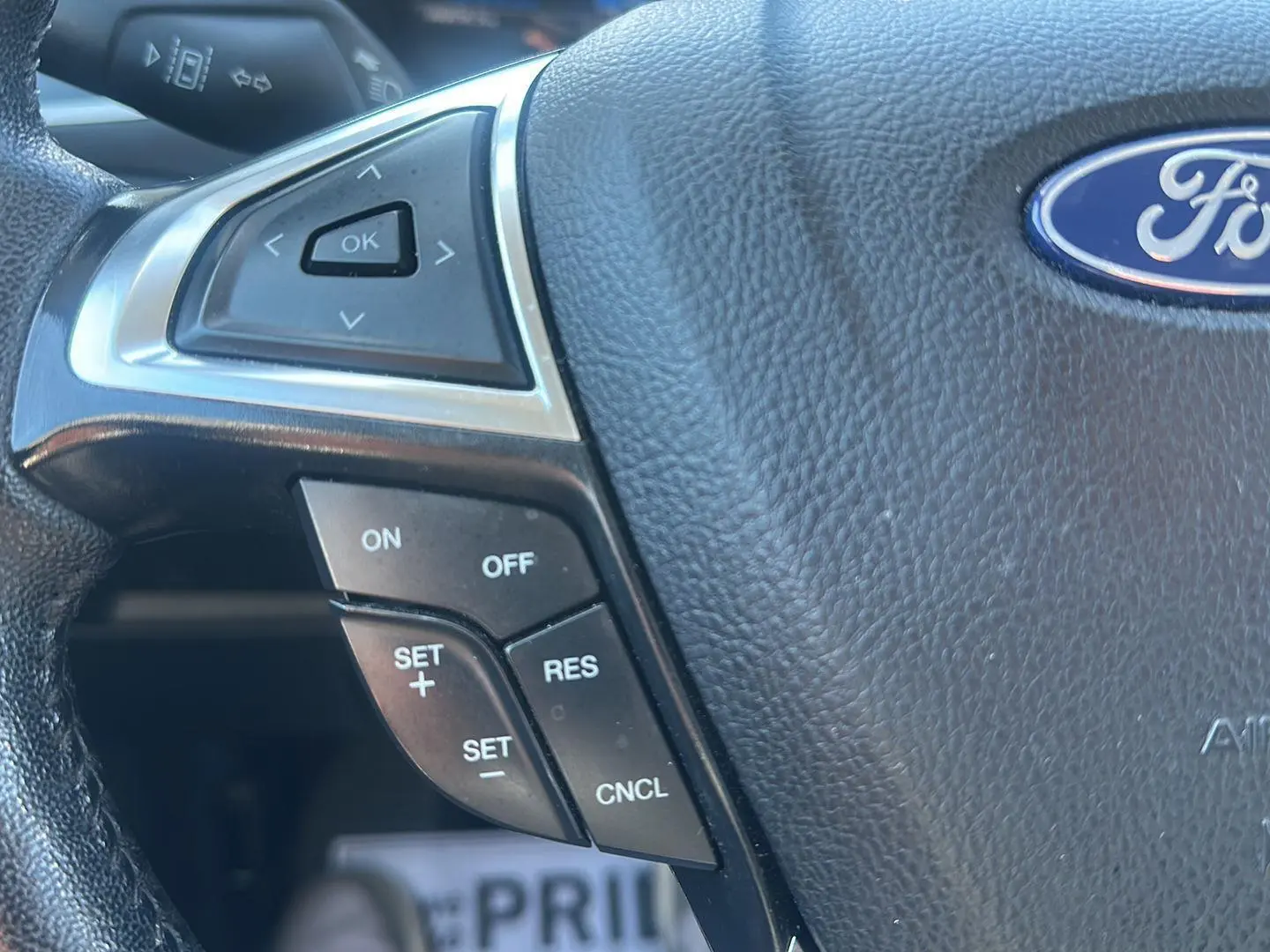 2023 Ford Edge SEL photo 12
