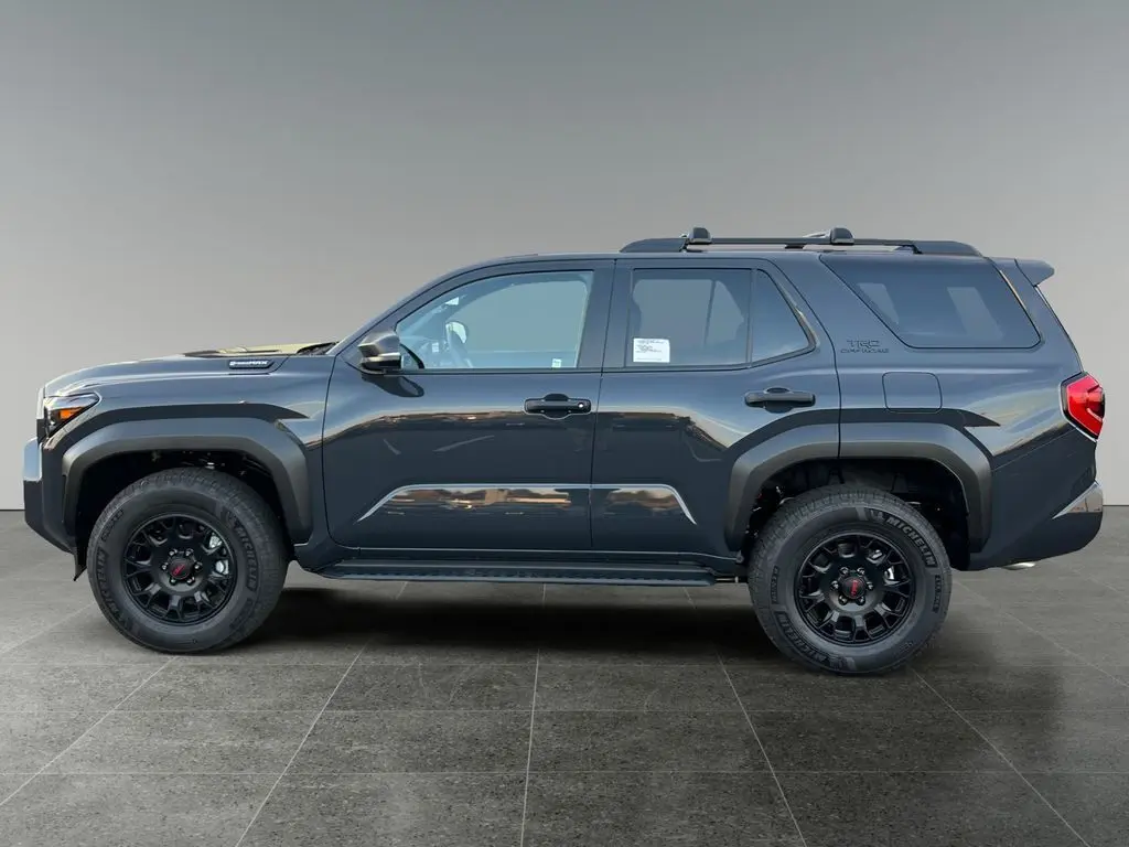 2025 Toyota 4Runner TRD photo 3