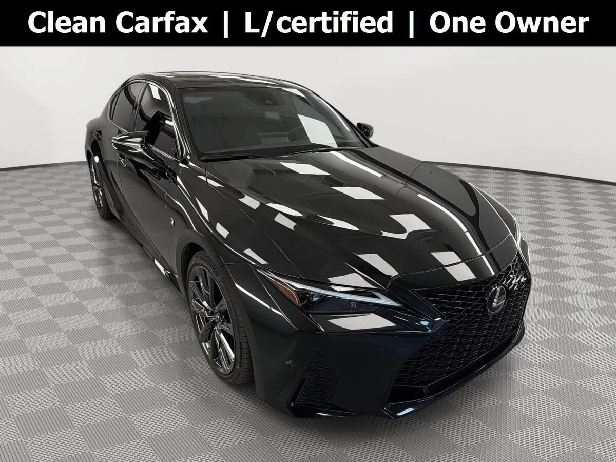 2024 Lexus IS