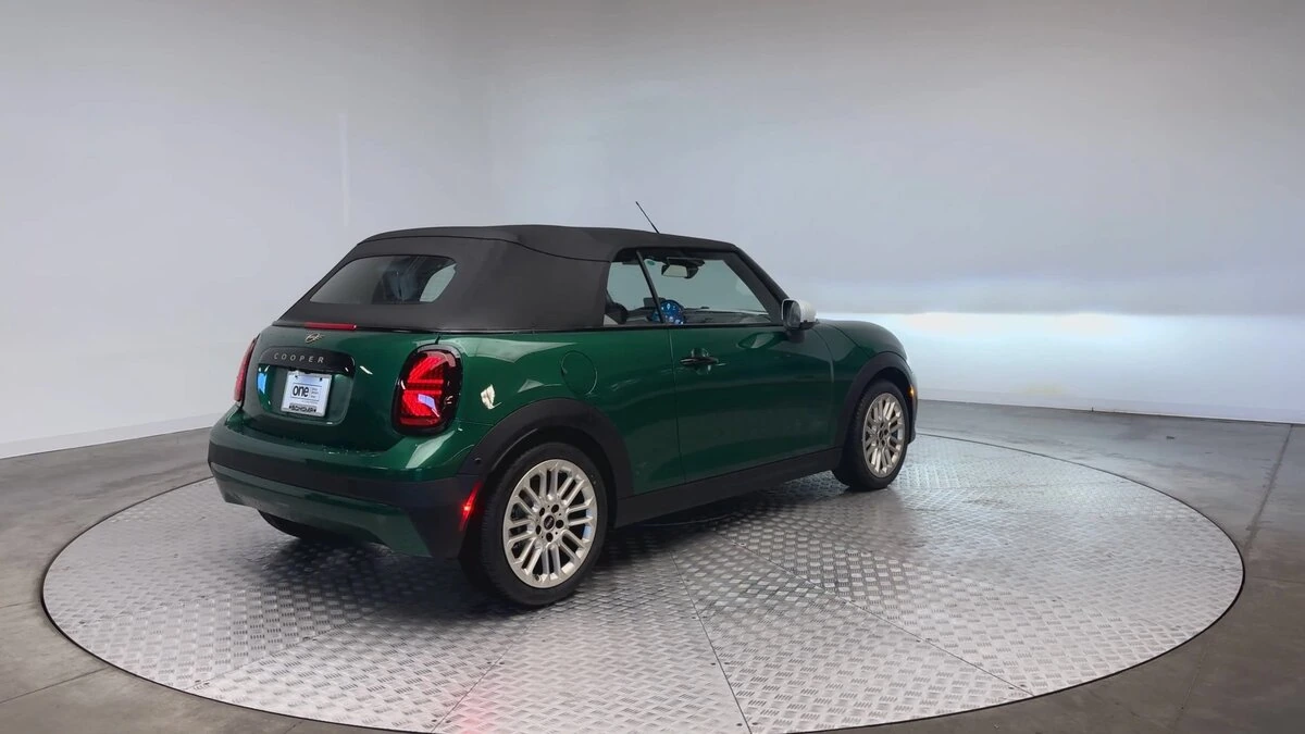 2026 MINI Convertible Base - Photo 8
