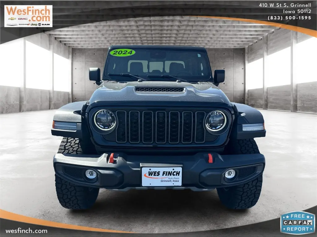 Used 2024 Jeep Gladiator Mojave with VIN 1C6JJTEG0RL123132 for sale in Grinnell, IA