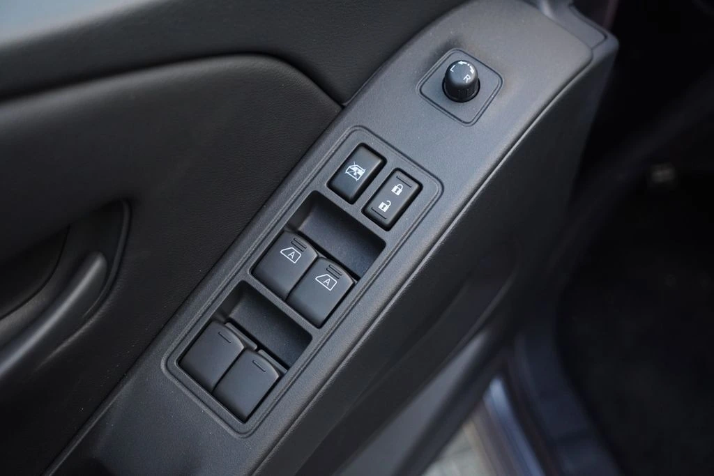 2026 Nissan Frontier SV - Photo 10