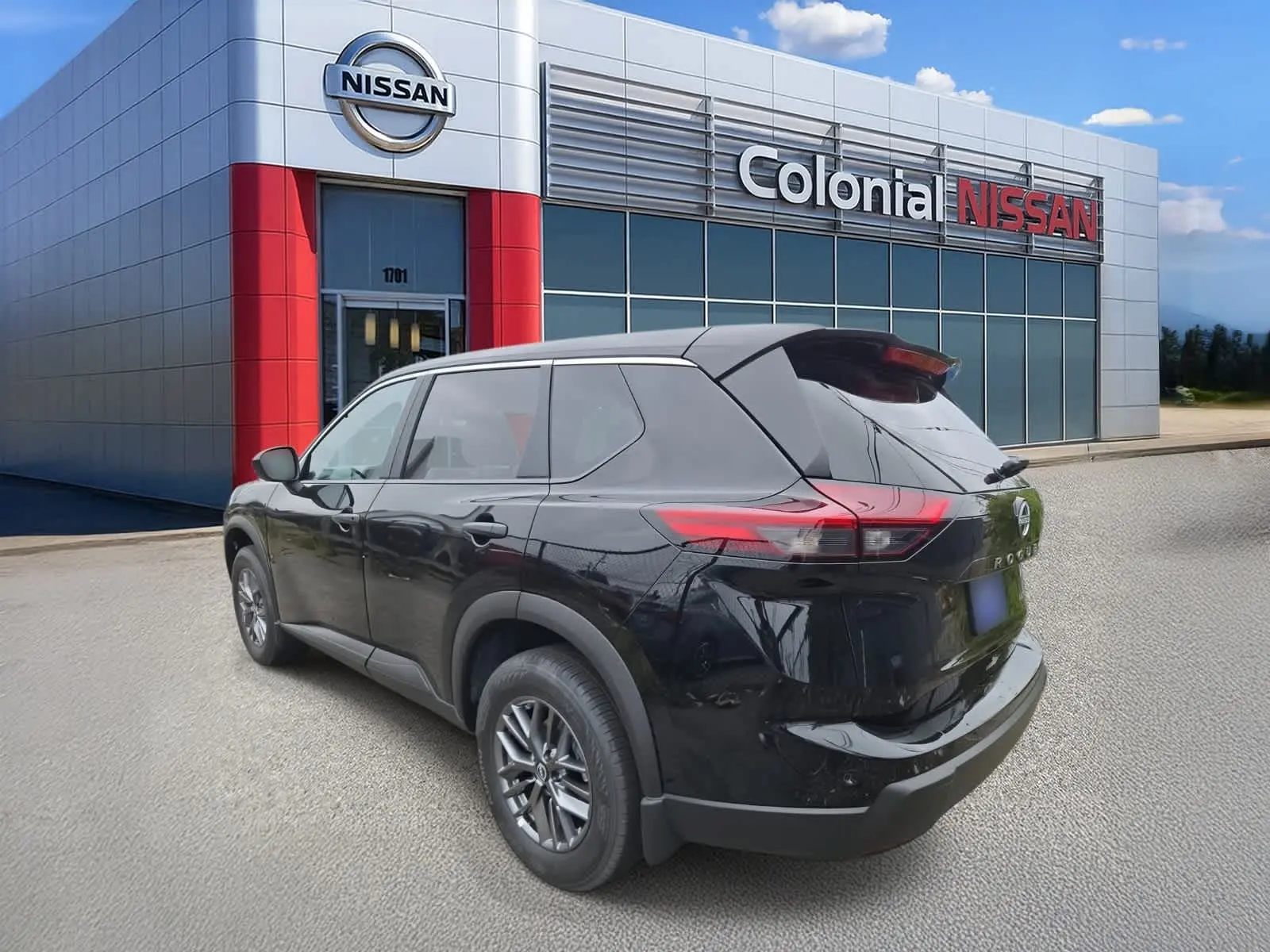 2026 Nissan Rogue S photo 5
