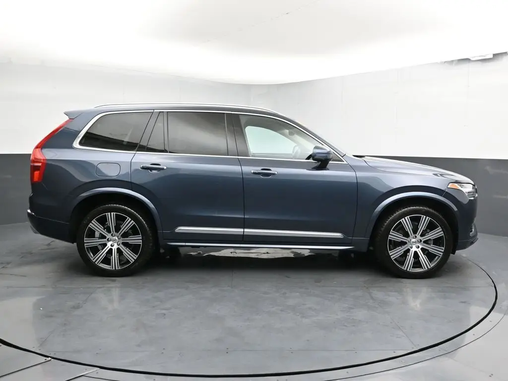 2021 Volvo XC90 T6 AWD Inscription photo 9