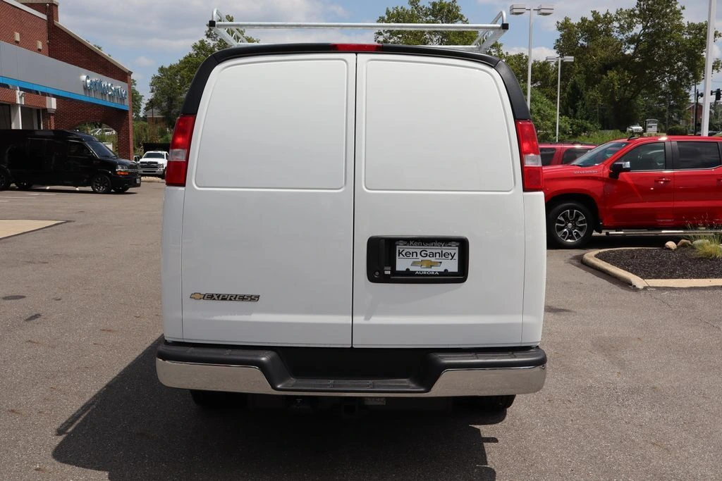 2025 Chevrolet Express Cargo Work Van - Photo 25