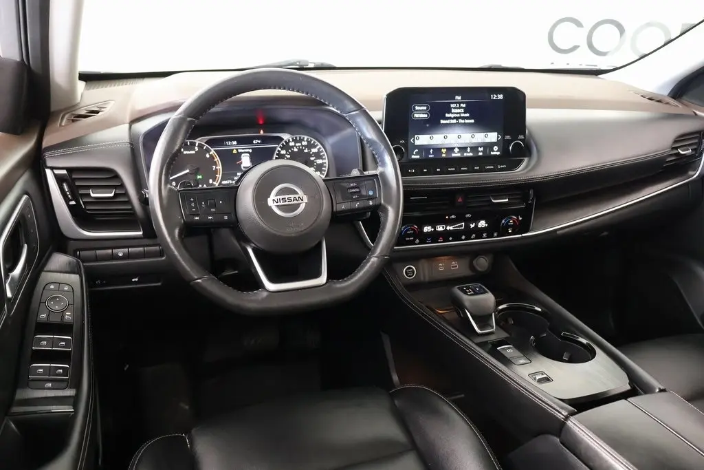 2021 Nissan Rogue SL photo 2