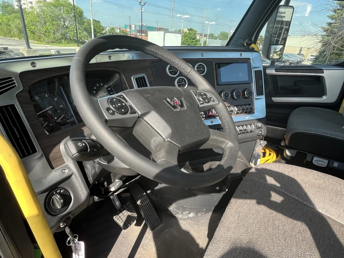 2027 Western Star 47X — photo 6