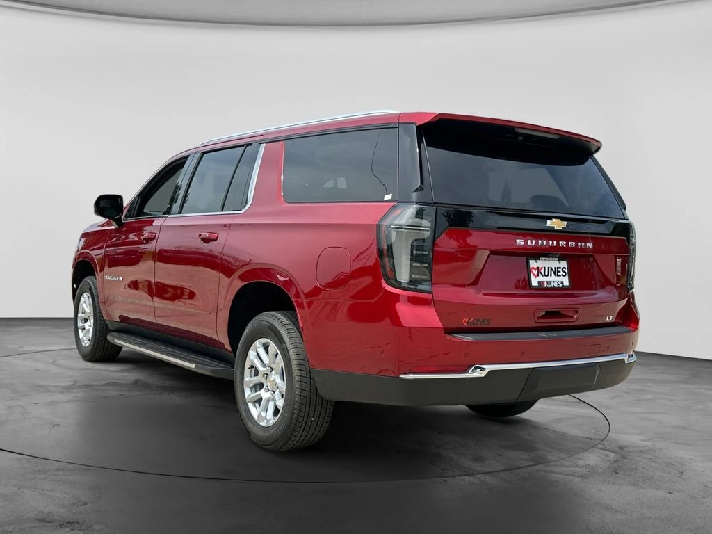 2026 Chevrolet Suburban LT - Photo 6