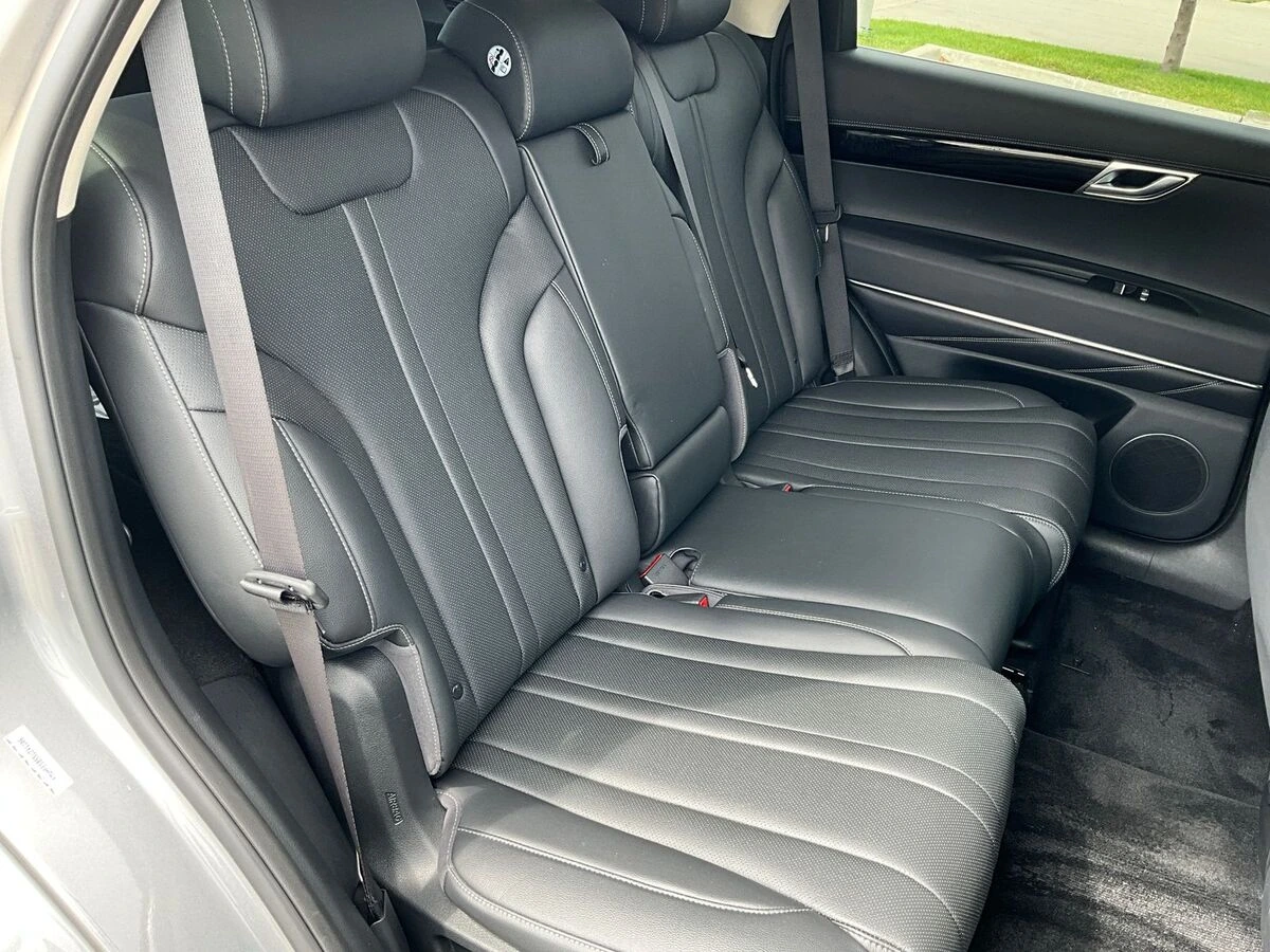 2025 GENESIS GV80 Standard - Photo 24