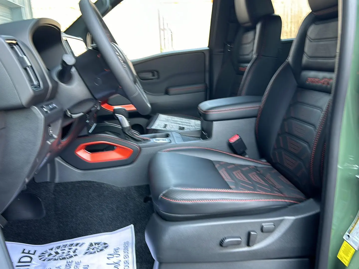 2026 Nissan Frontier PRO-4X photo 15