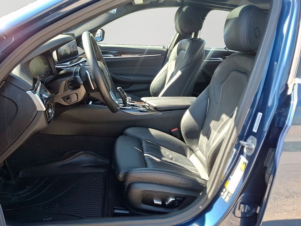 2023 BMW 5 Series 540i - Photo 14
