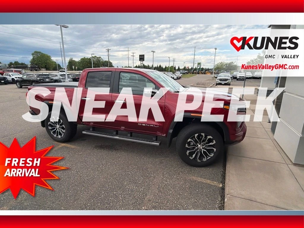 2025 GMC Canyon 4WD Denali Crew Cab Short Box's photo