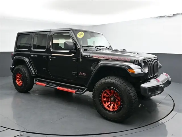 2019 Jeep Wrangler Unlimited Rubicon photo 2
