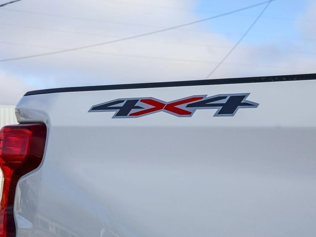 2026 Chevrolet Silverado 1500 LT - Photo 10