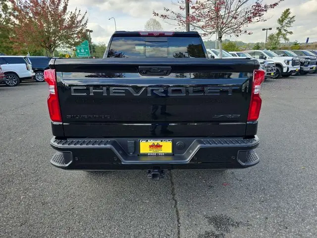 2024 Chevrolet Silverado 1500 ZR2 photo 5