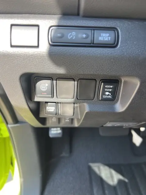 2026 Nissan Frontier PRO-4X photo 11