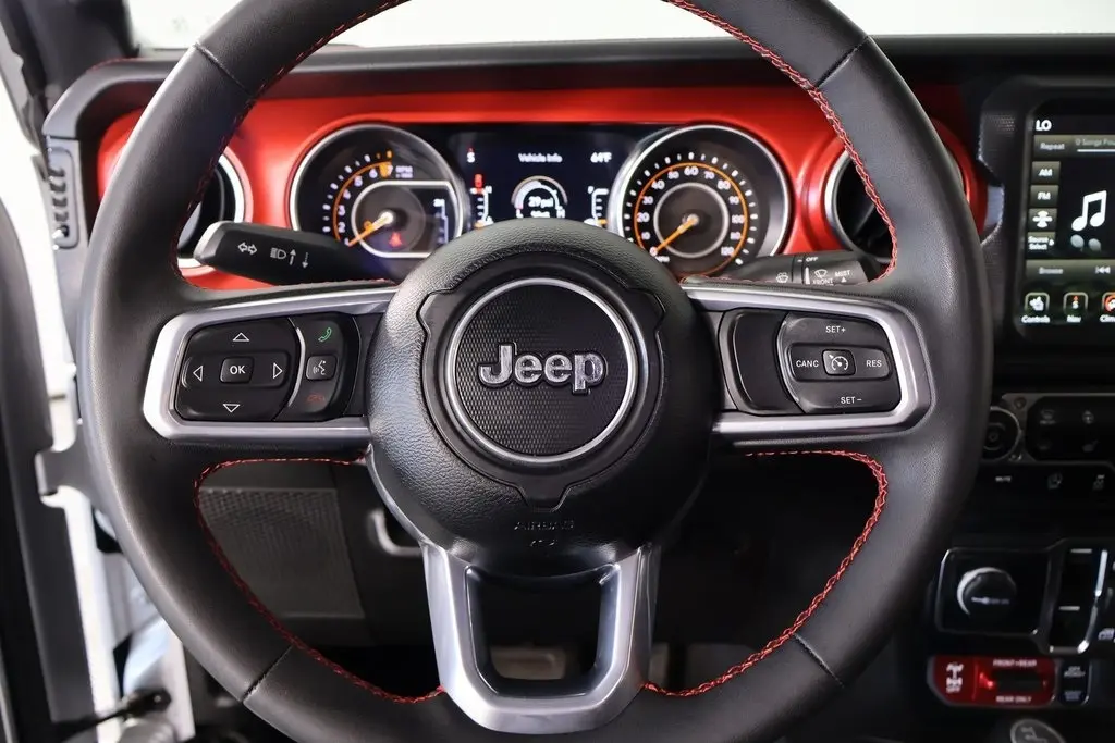 2023 Jeep Gladiator Rubicon photo 3