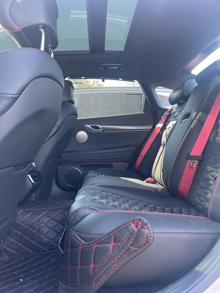 2025 Genesis G80 3.5T AWD Sport Prestige photo 9