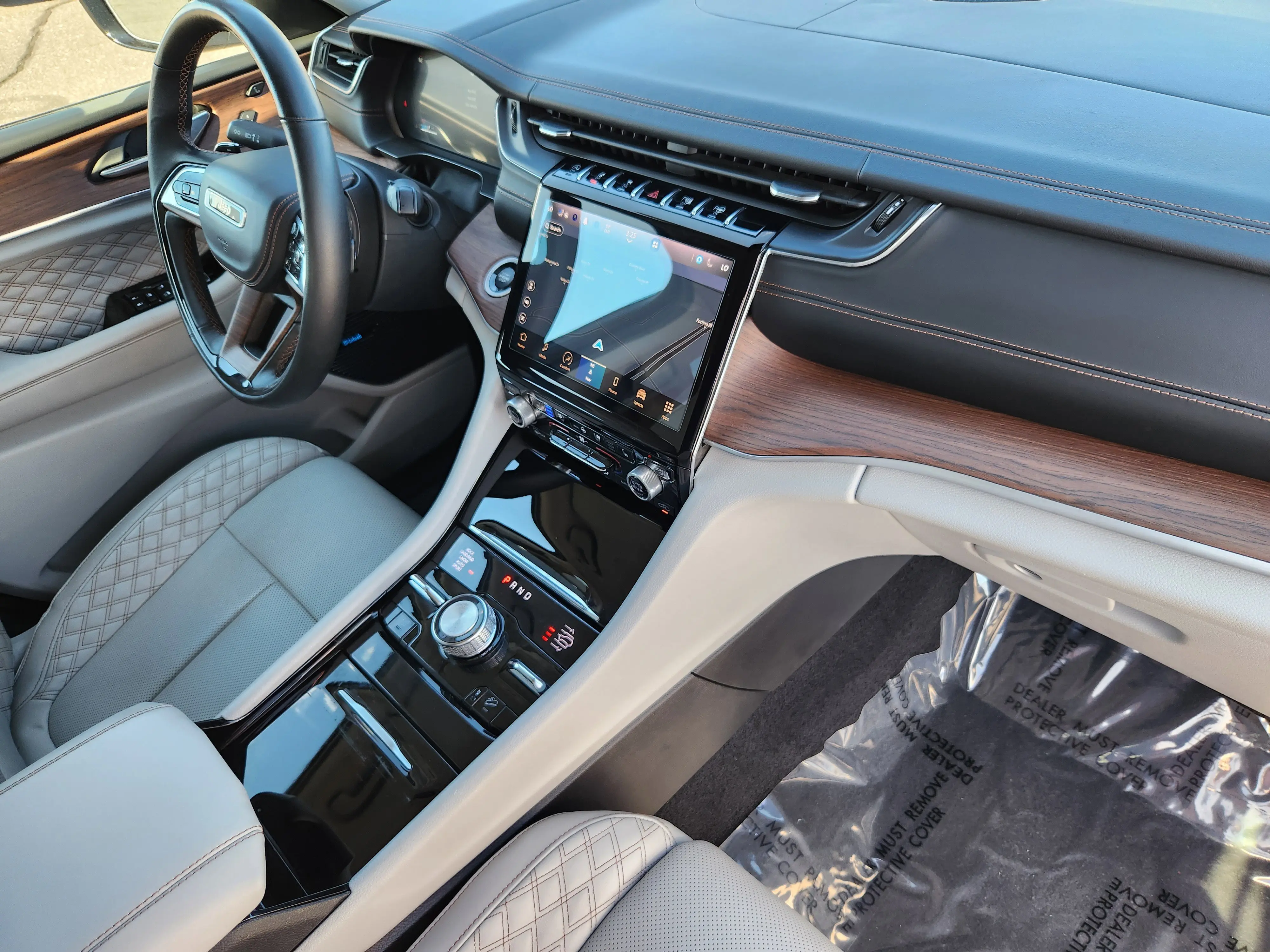 2022 Jeep Grand Cherokee Summit photo 13