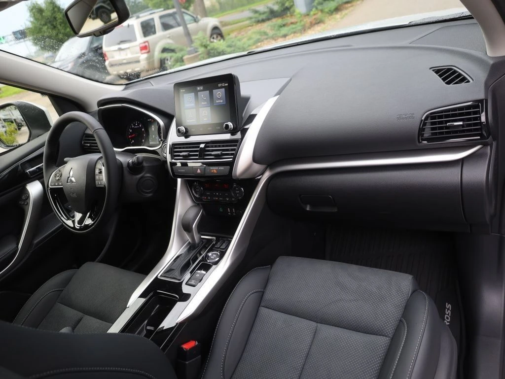 2026 Mitsubishi Eclipse Cross SE - Photo 14