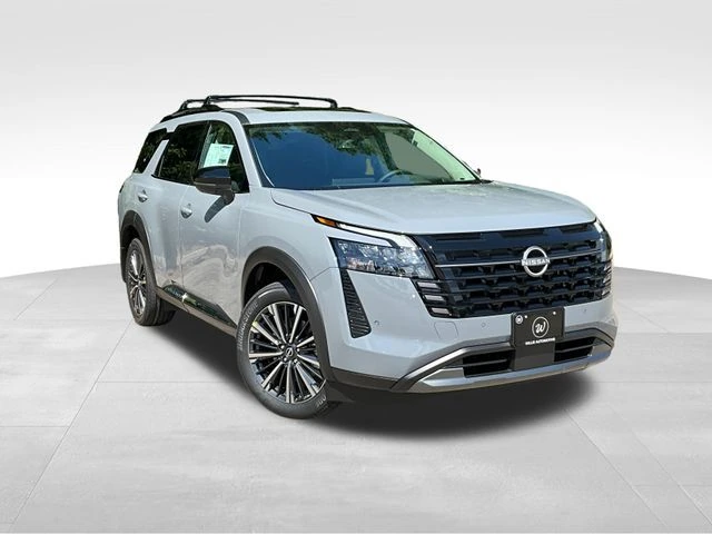 2026 Nissan Pathfinder Platinum 4WD's photo