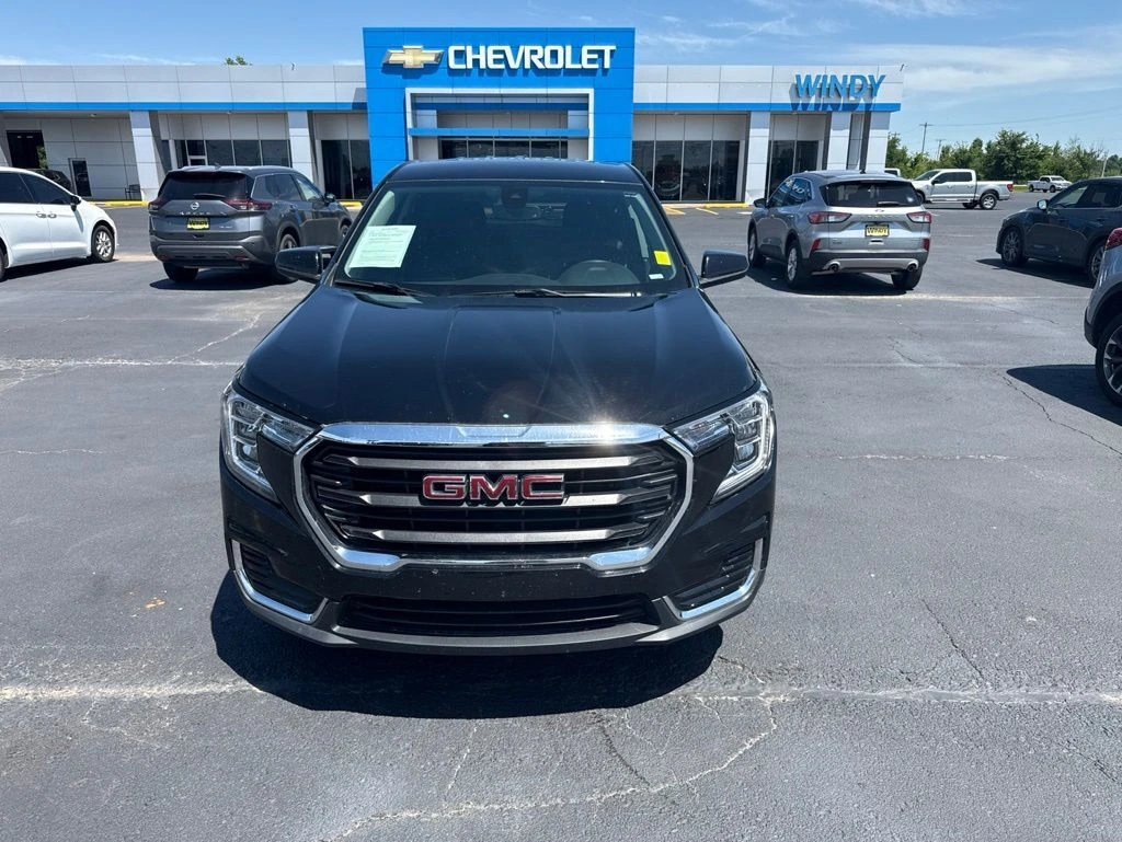 2024 GMC Terrain SLE AWD's photo