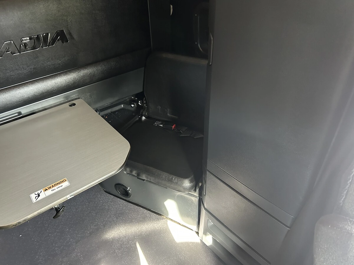 2023 Freightliner Cascadia - image 15