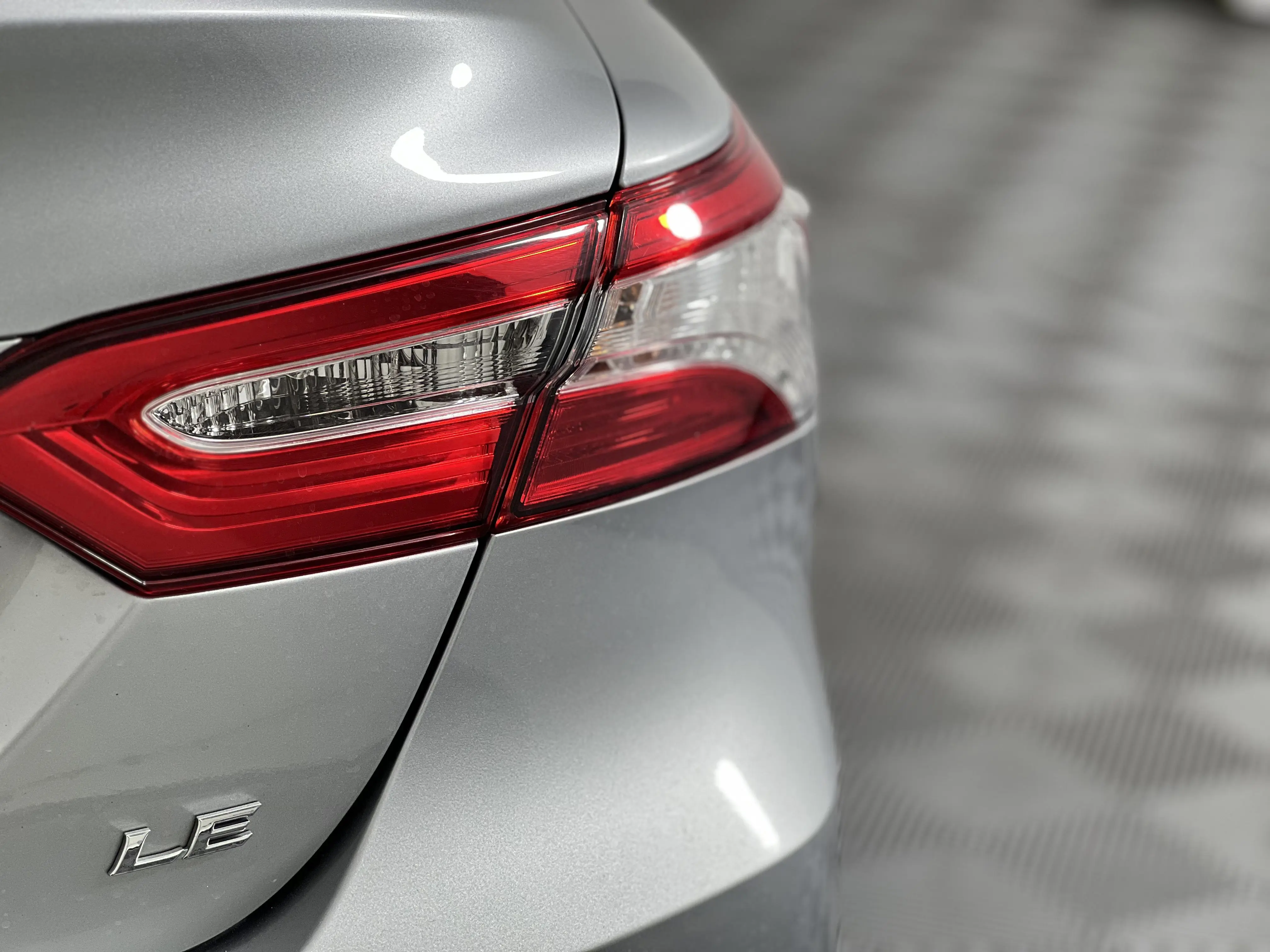 2019 Toyota Camry LE photo 10