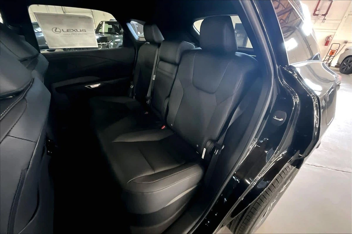 New Lexus RX interior