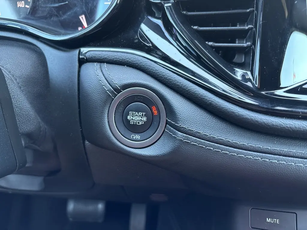 2022 Dodge Durango SXT photo 11