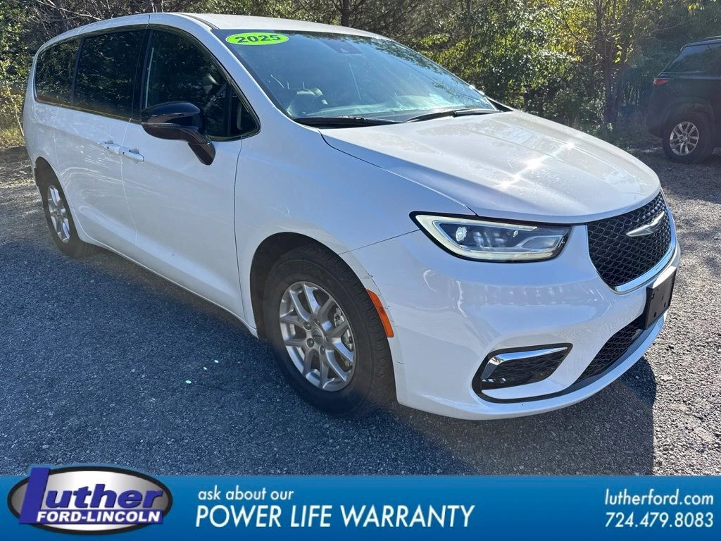 2025 Chrysler Pacifica
