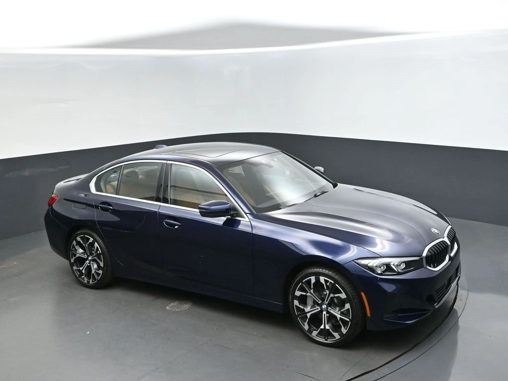 2026 BMW 3 Series 330i - Photo 36