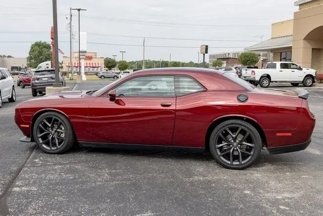 2023 Dodge Challenger GT photo 8