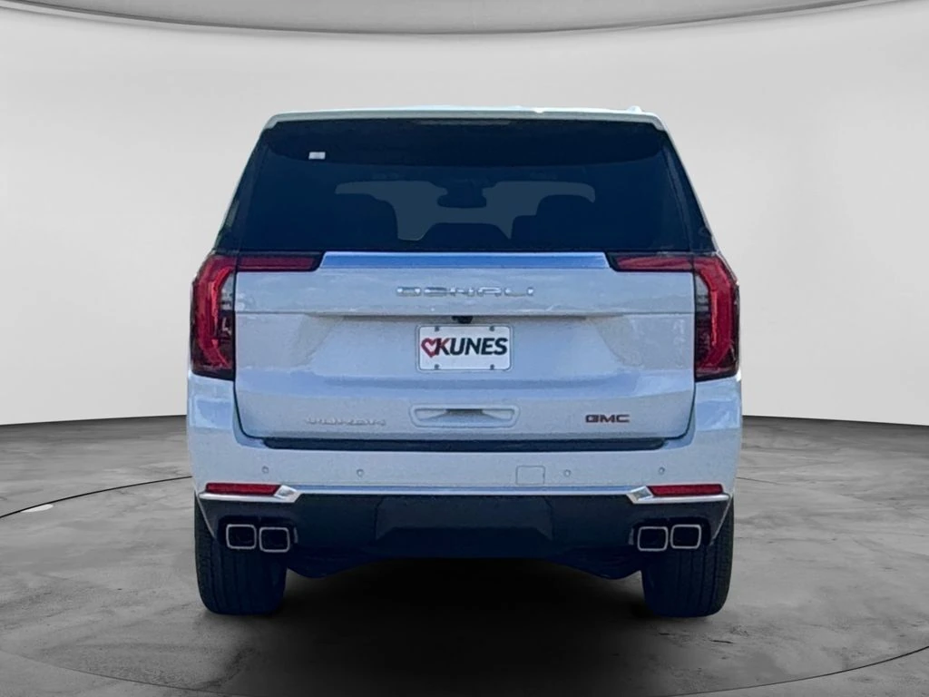 2026 GMC Yukon Denali - Photo 7