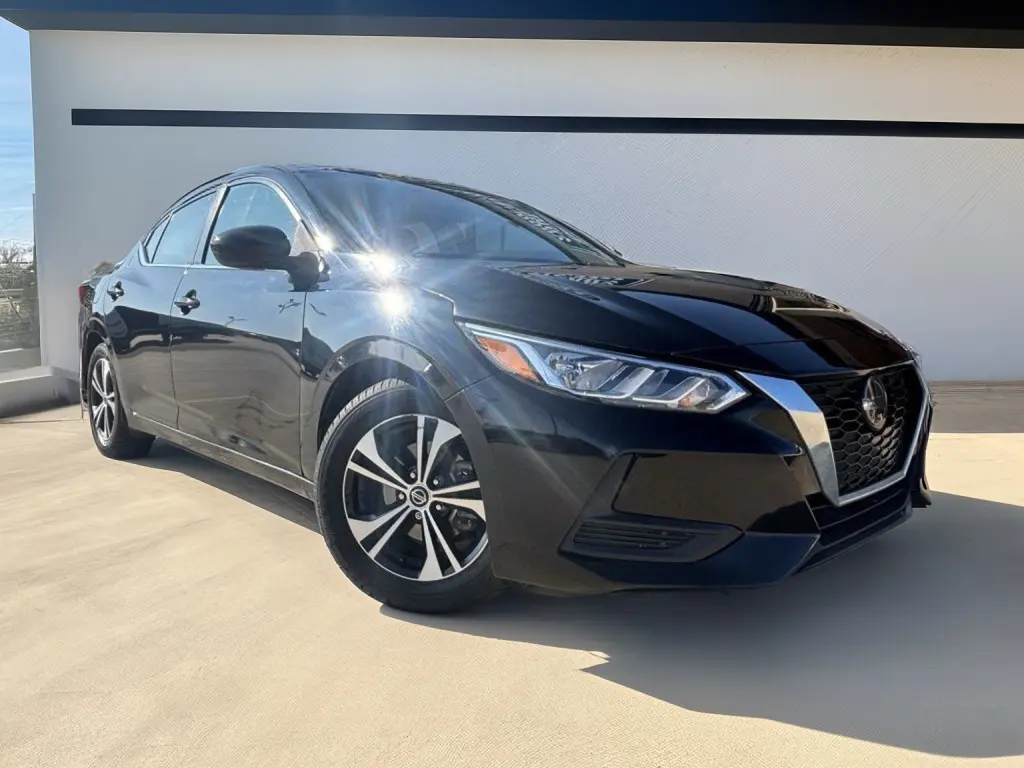 2021 Nissan Sentra SV's photo