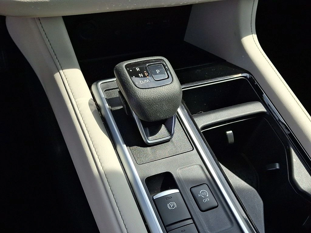 2023 Nissan Pathfinder SL - Photo 16